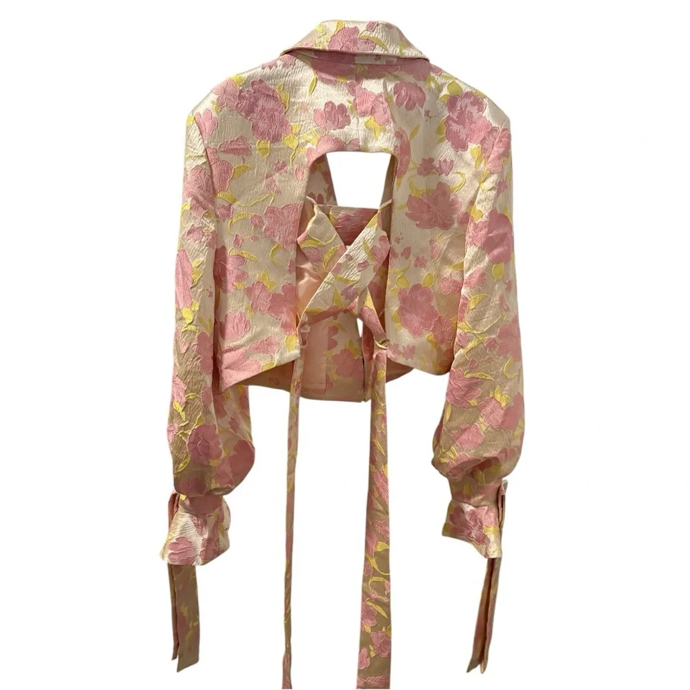 ASOS LUXE Curve Jacquard Cropped Floral Blazer - Picture 5 of 6